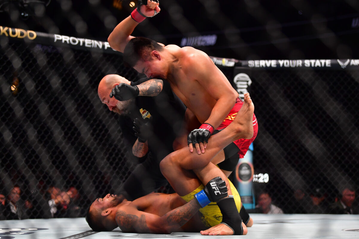 Zhang Mingyang def. Brendson Ribeiro at UFC 298: Best photos
