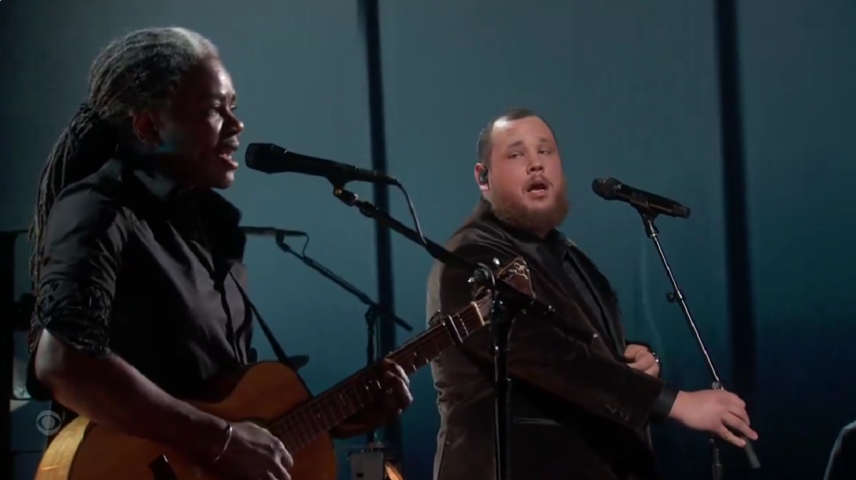 Fans were elated Tracy Chapman got her flowers during the Grammy performance of Fast Car with Luke Combs
