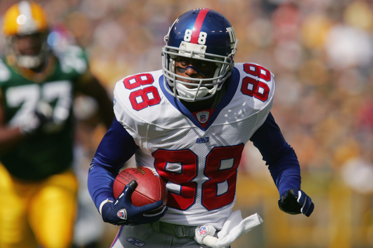 Ex-Giant Ike Hilliard joins Falcons as wide receivers coach