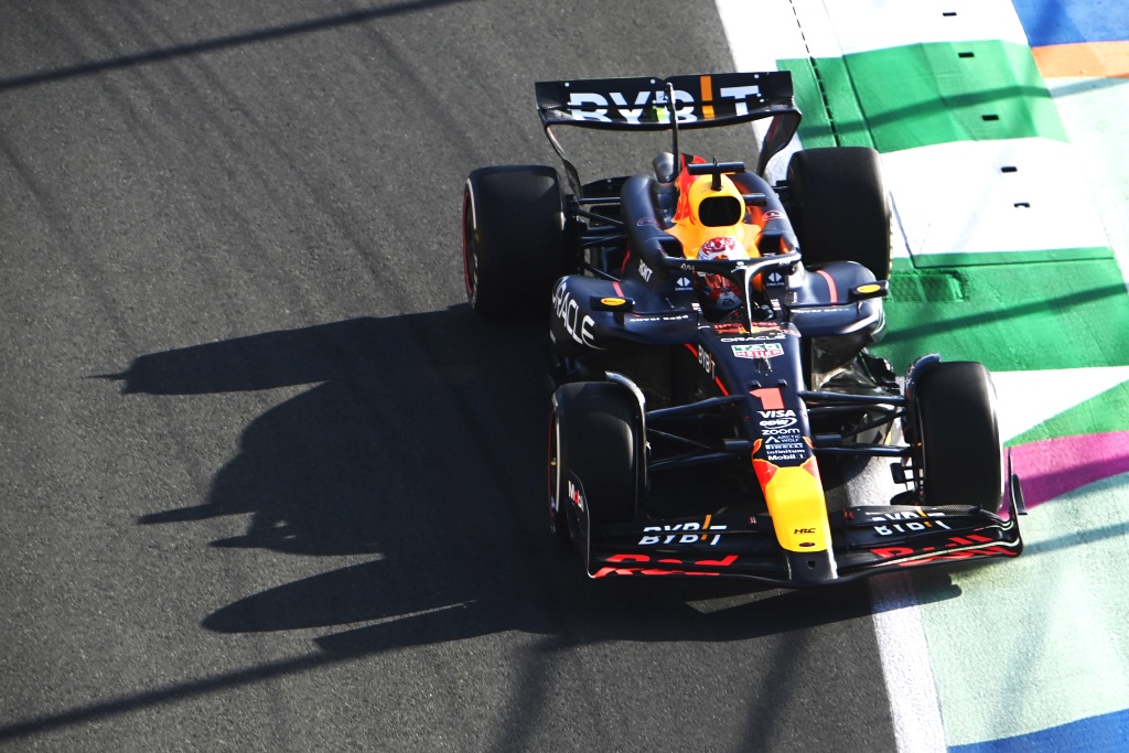Verstappen leads Alonso in first Saudi Arabia GP practice