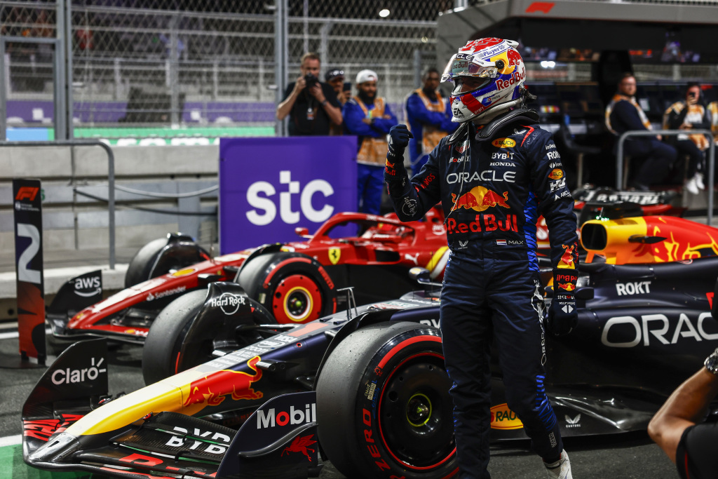 RBR’s off-track drama not affecting performance – Verstappen