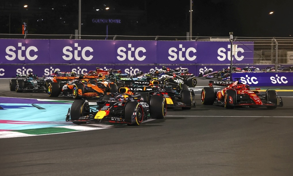 Verstappen and Red Bull dominate Saudi Arabian GP