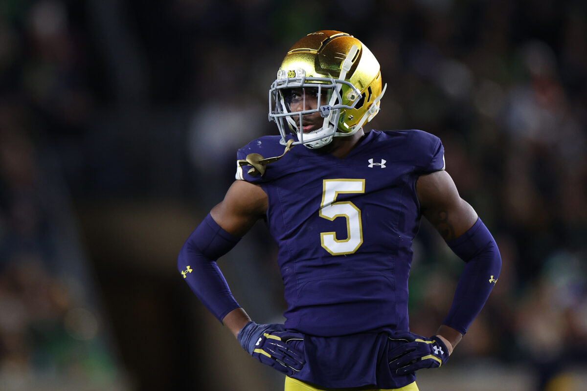 Notre Dame football cornerback Cam Hart continues rising up draft boards