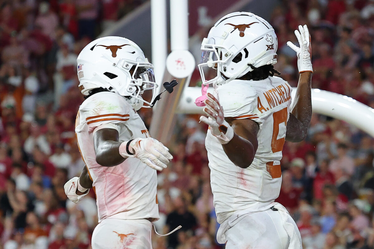 Texas WRs currently co-favorites for Panthers’ 33rd overall pick