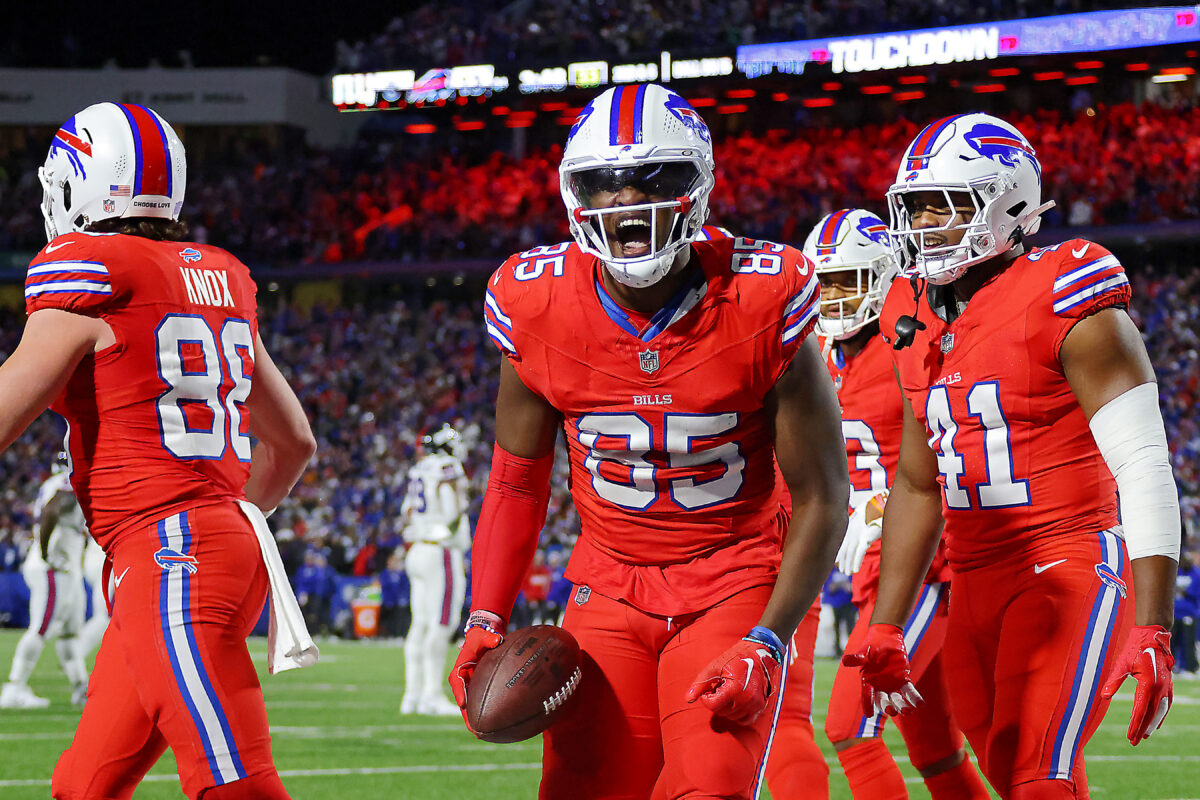 Bills re-sign tight end Quintin Morris to one-year deal