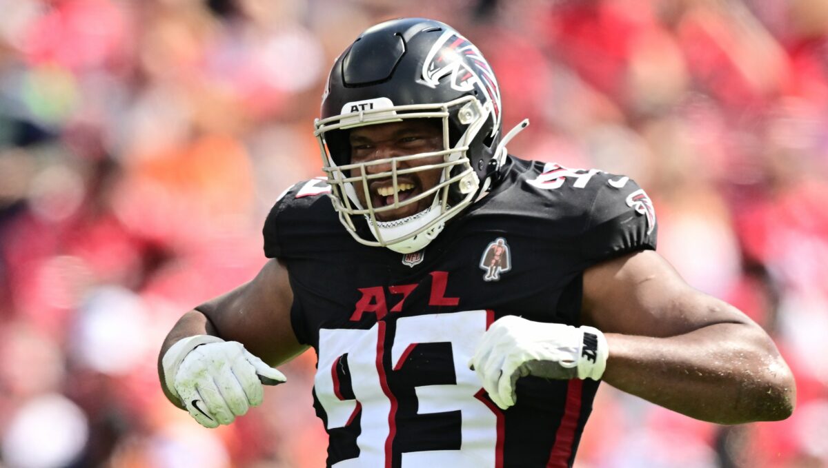 11 Falcons free agents remain unsigned