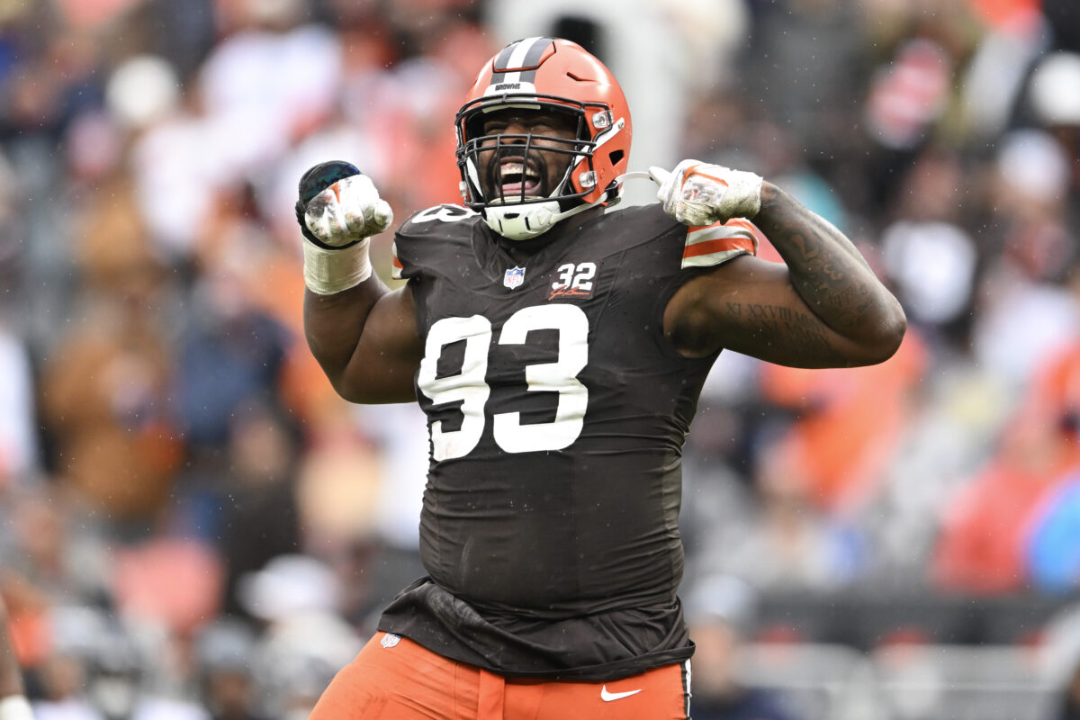 Browns are re-signing DT Shelby Harris, per Shelby Harris