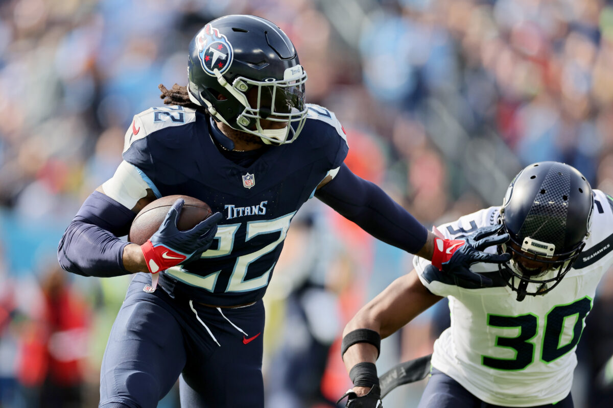 Star RB Derrick Henry to sign with Baltimore Ravens