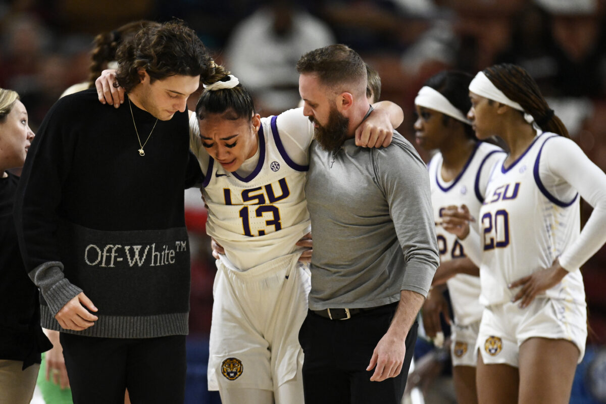 LSU’s Last-Tear Poa stretchered off court after scary moment in SEC Tournament semifinal vs. Ole Miss