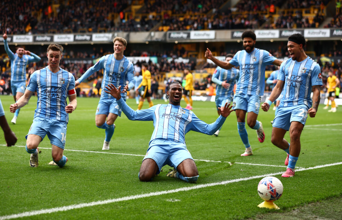 Last-gasp Wright winner sends Coventry to FA Cup semis at Wembley