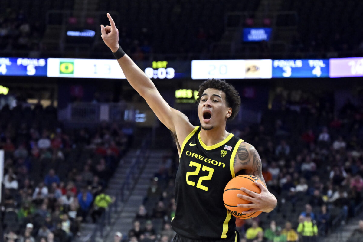 Report: Brennan Rigsby, Jadrian Tracey open up about futures in Oregon