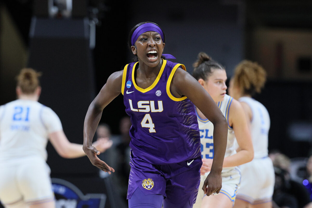 LSU women’s basketball survives against UCLA, advances to the Elite Eight