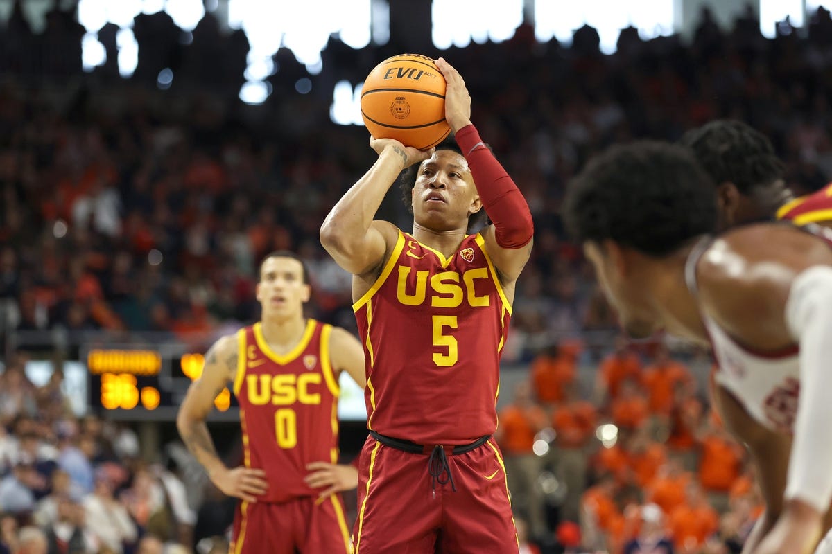 Boogie Ellis scores 28 points and USC closes out a victory over Arizona State