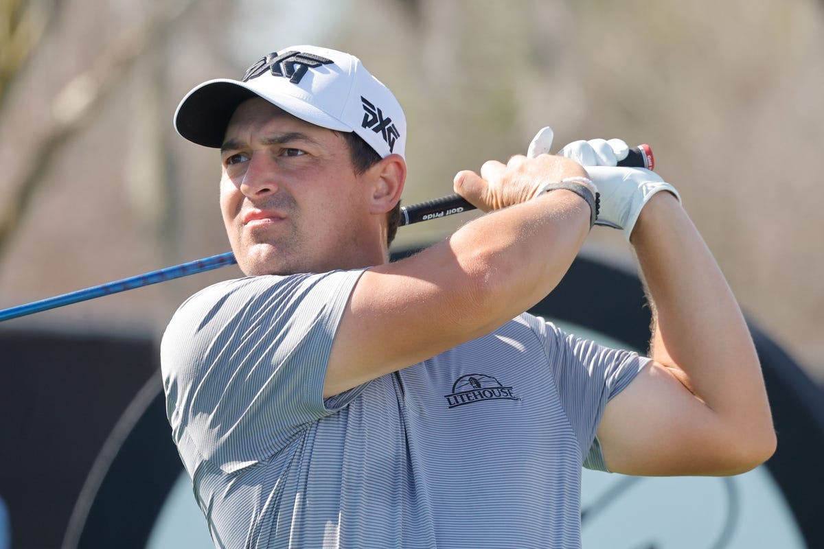 After snapping club, this PGA Tour player withdrew from the Valspar Championship