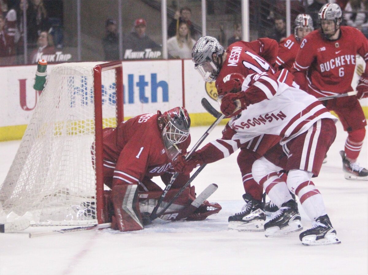 Ohio State men’s hockey falls to Wisconsin to force decisive Game 3