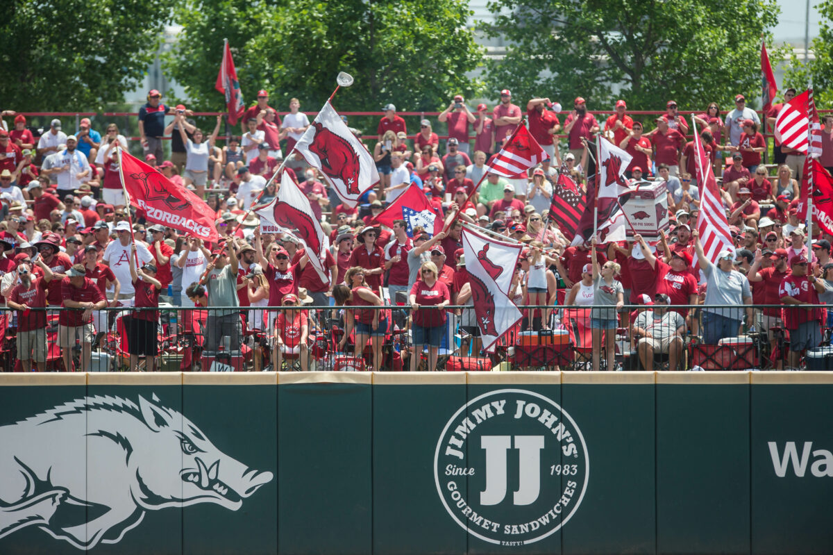 Diamond Hogs up two spots to No. 3 in USA TODAY Sports Coaches Poll