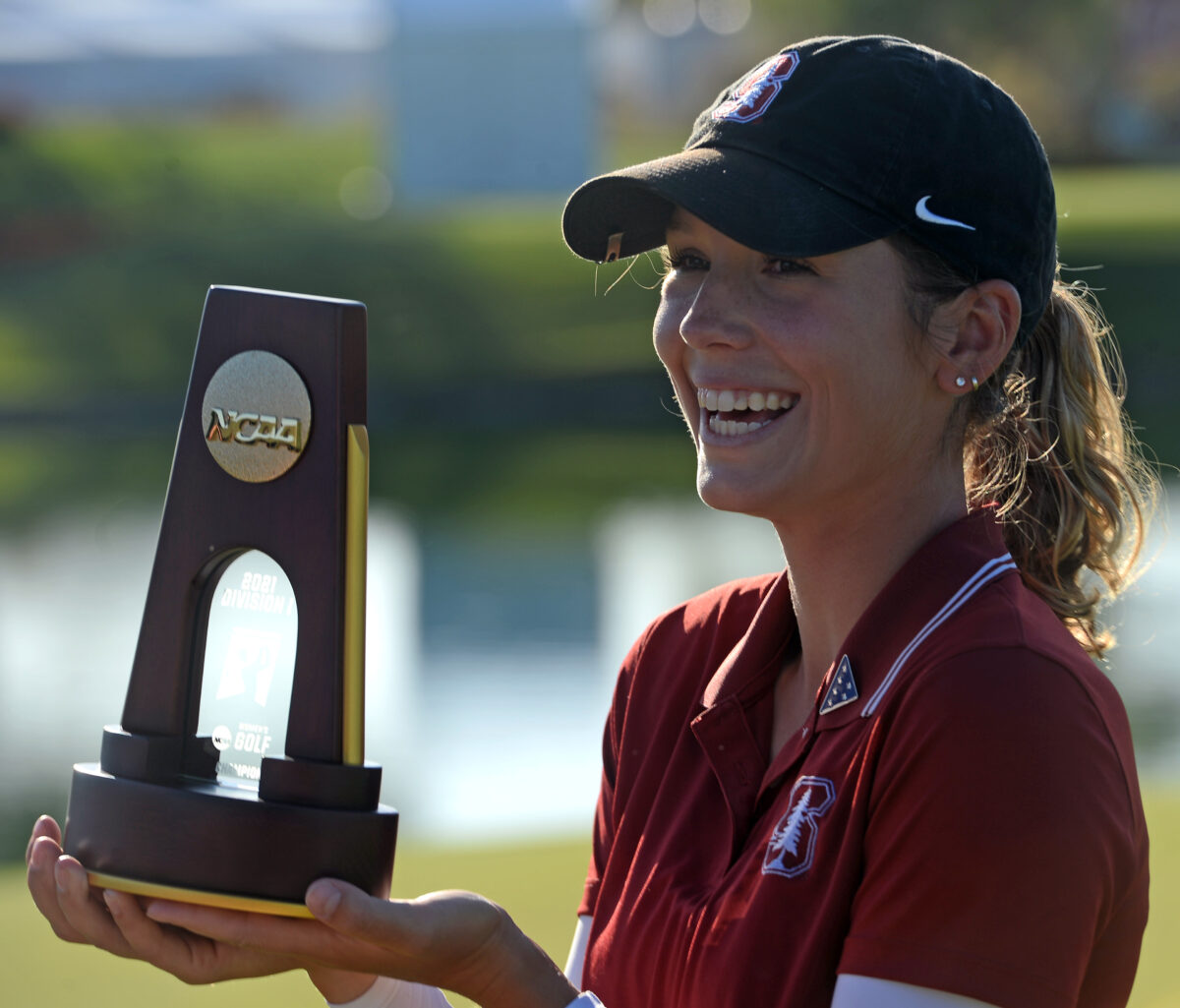 Stanford’s Rachel Heck pens first-person essay to explain why she won’t go pro