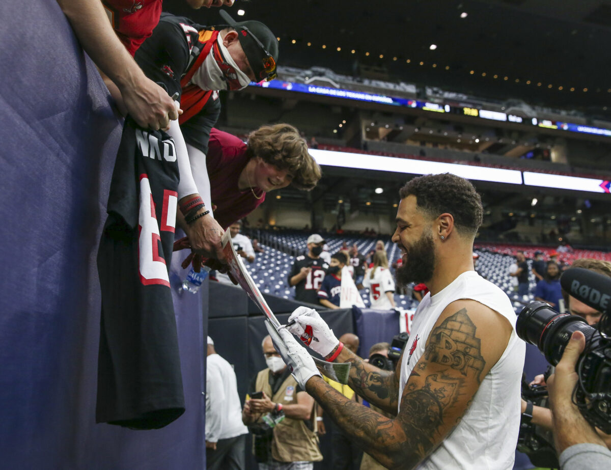 Report: Texans not expected to pursue wide receiver Mike Evans