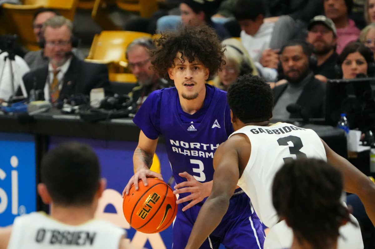 North Alabama’s KJ Johnson hit an improbable buzzer-beater while falling for ASUN tournament victory over old team