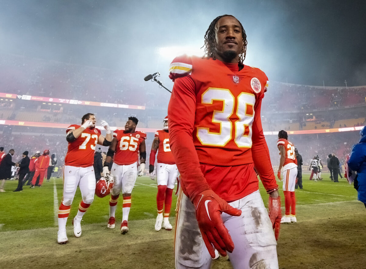 Chiefs working on trade to send L’Jarius Sneed to Titans