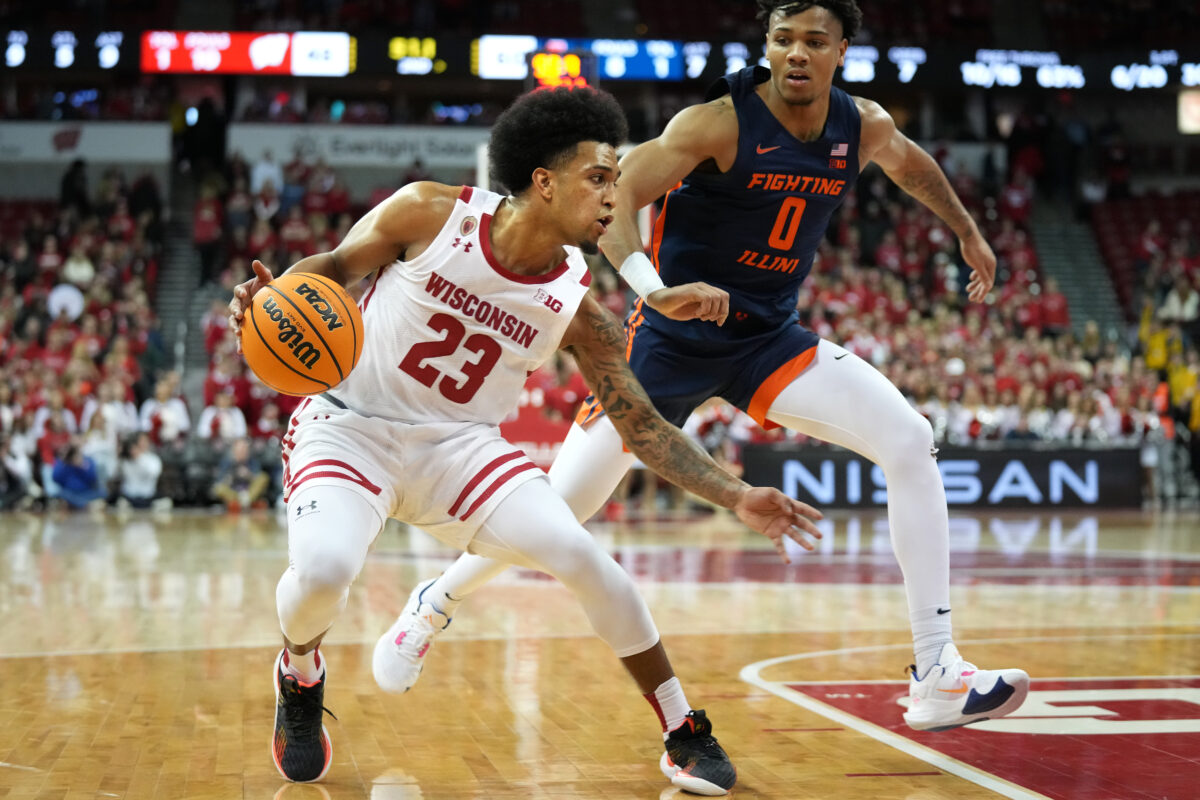 Illinois at Wisconsin odds, picks and predictions