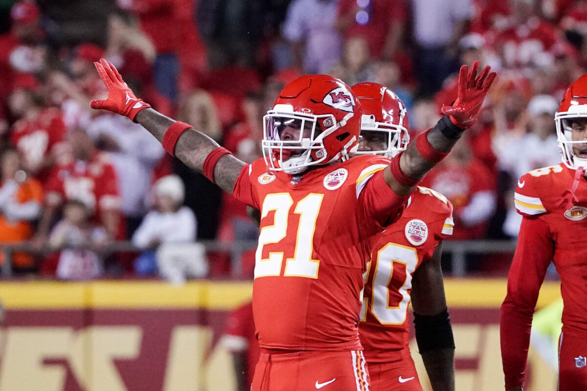 Former Chiefs DB Mike Edwards signs with Buffalo Bills