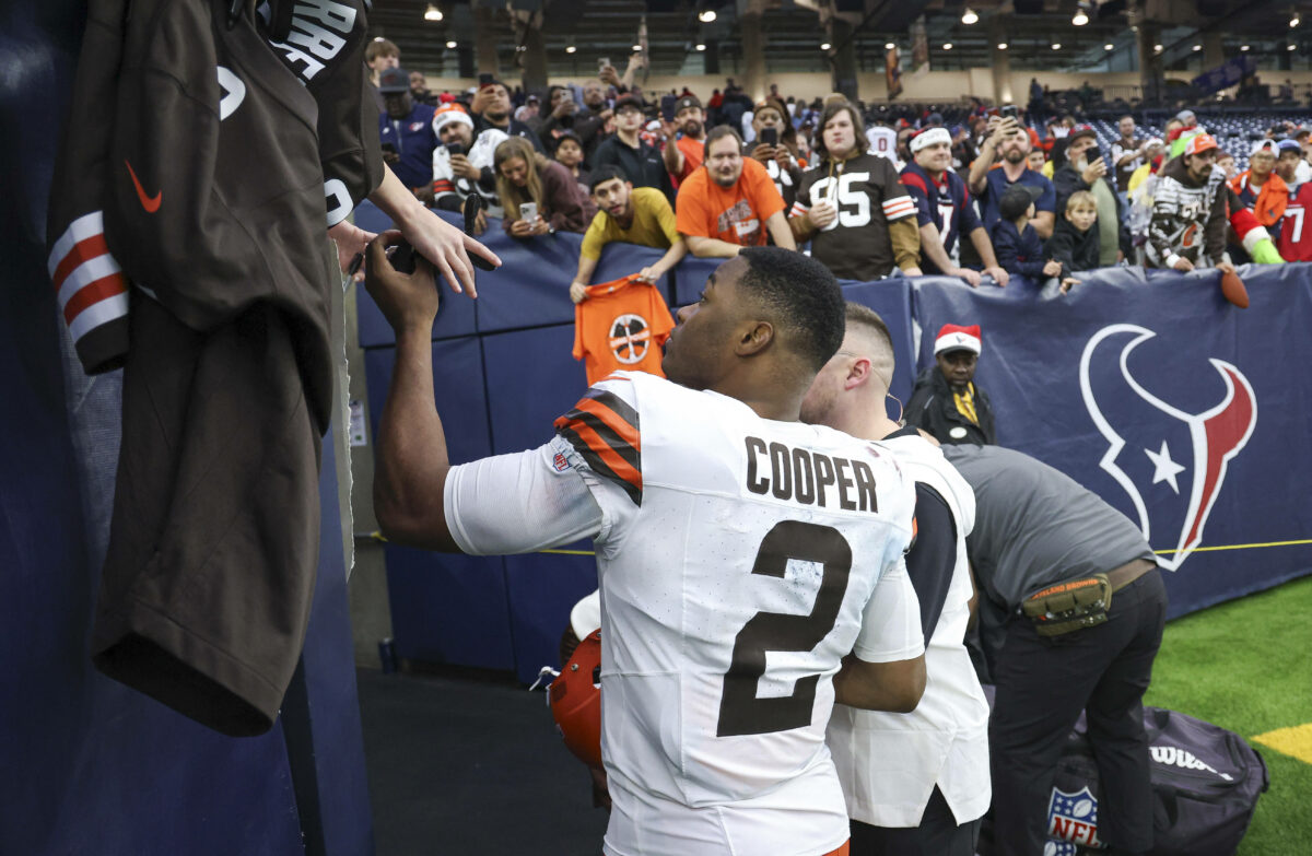 Report: Browns could look to extend WR Amari Cooper before start of season
