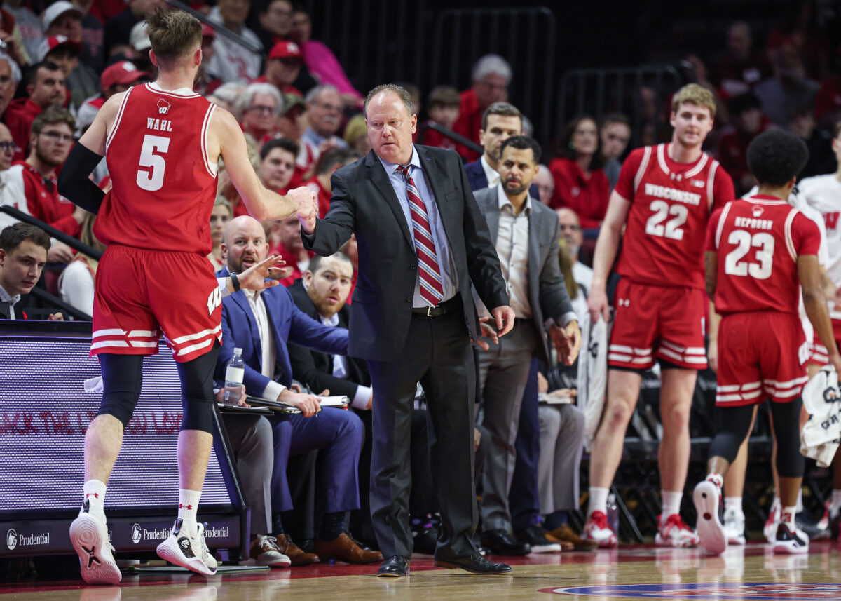 Wisconsin fails to receive votes in latest AP and USA TODAY Coaches Polls