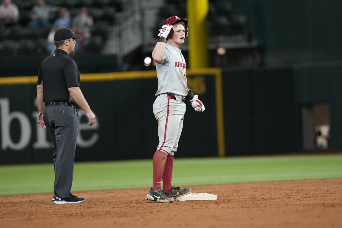 Diamond Hogs score 18, sweep McNeese State