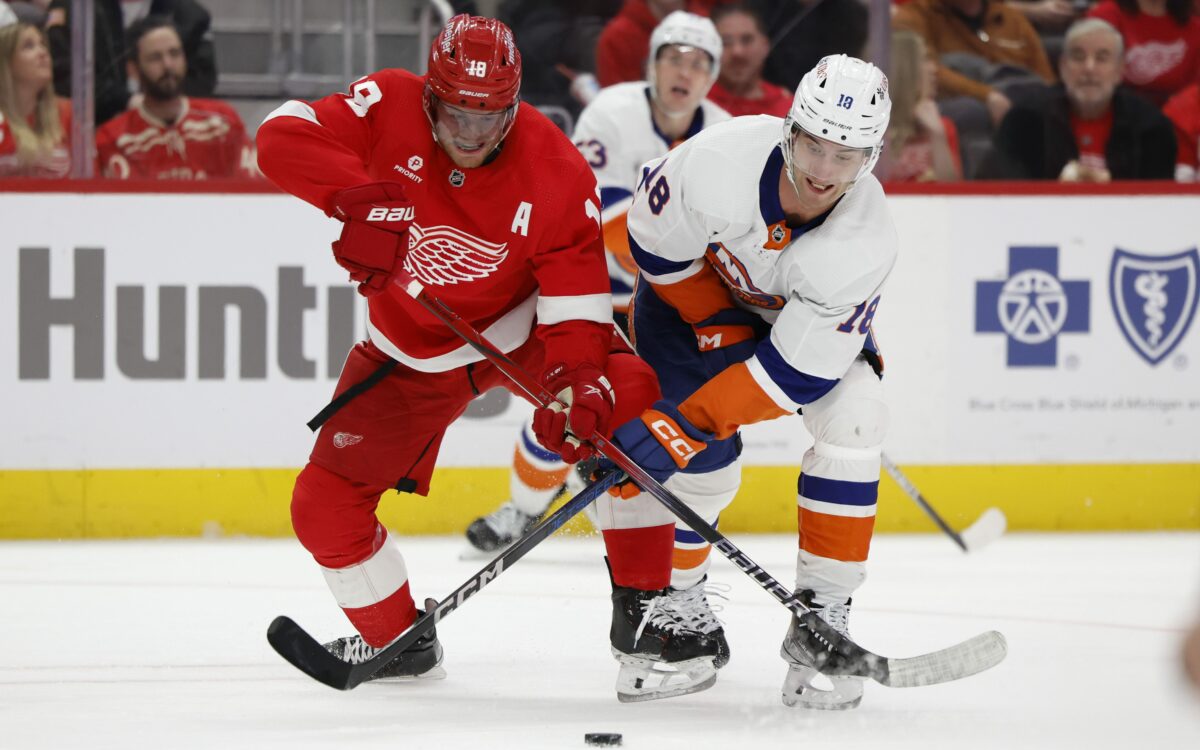 New York Islanders at Detroit Red Wings odds, picks and predictions