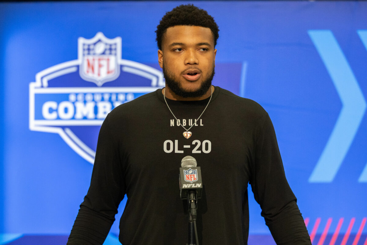 Watch: Two former Notre Dame star offensive tackles having fun at NFL combine