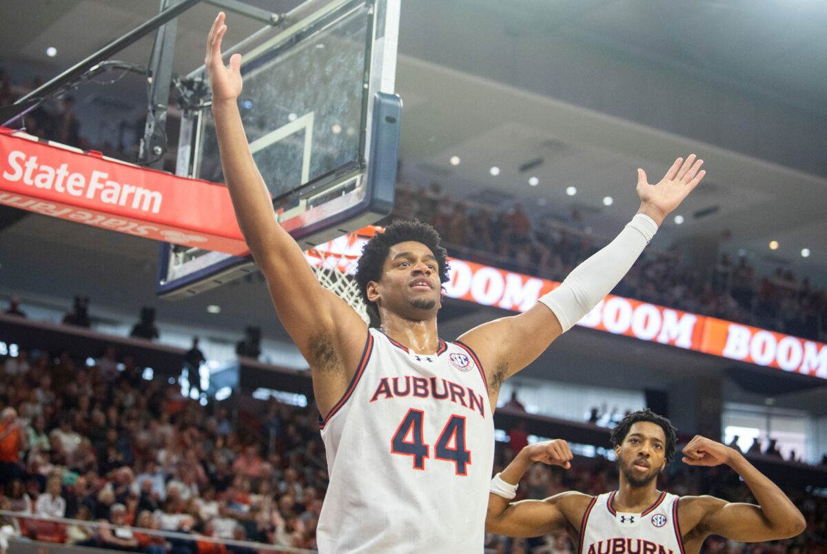Social media reacts to Auburn’s win over Mississippi State
