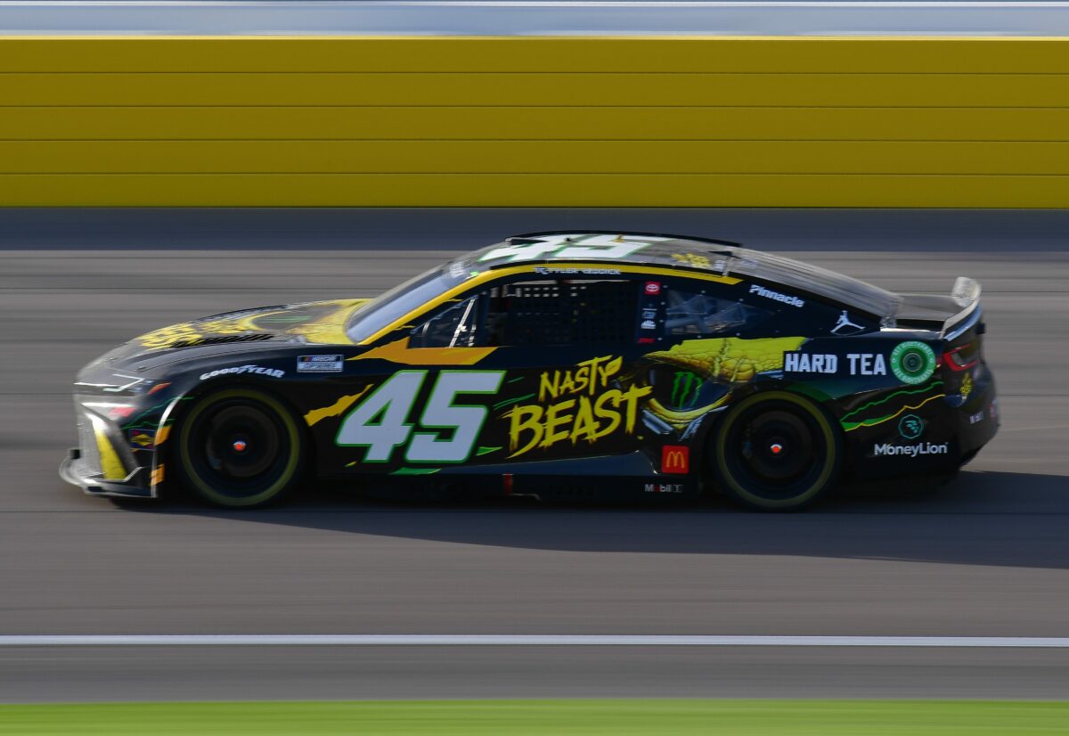 23XI Racing reveals Tyler Reddick’s Mobil 1 paint scheme for 2024