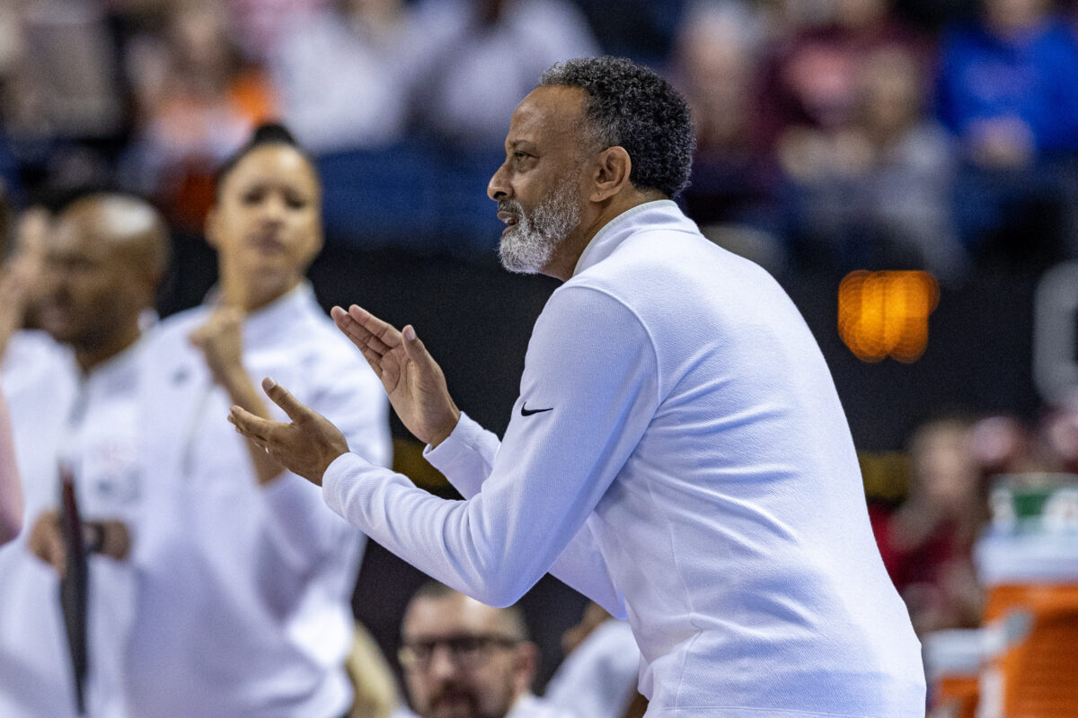 Kentucky hires Kenny Brooks as next women’s basketball coach