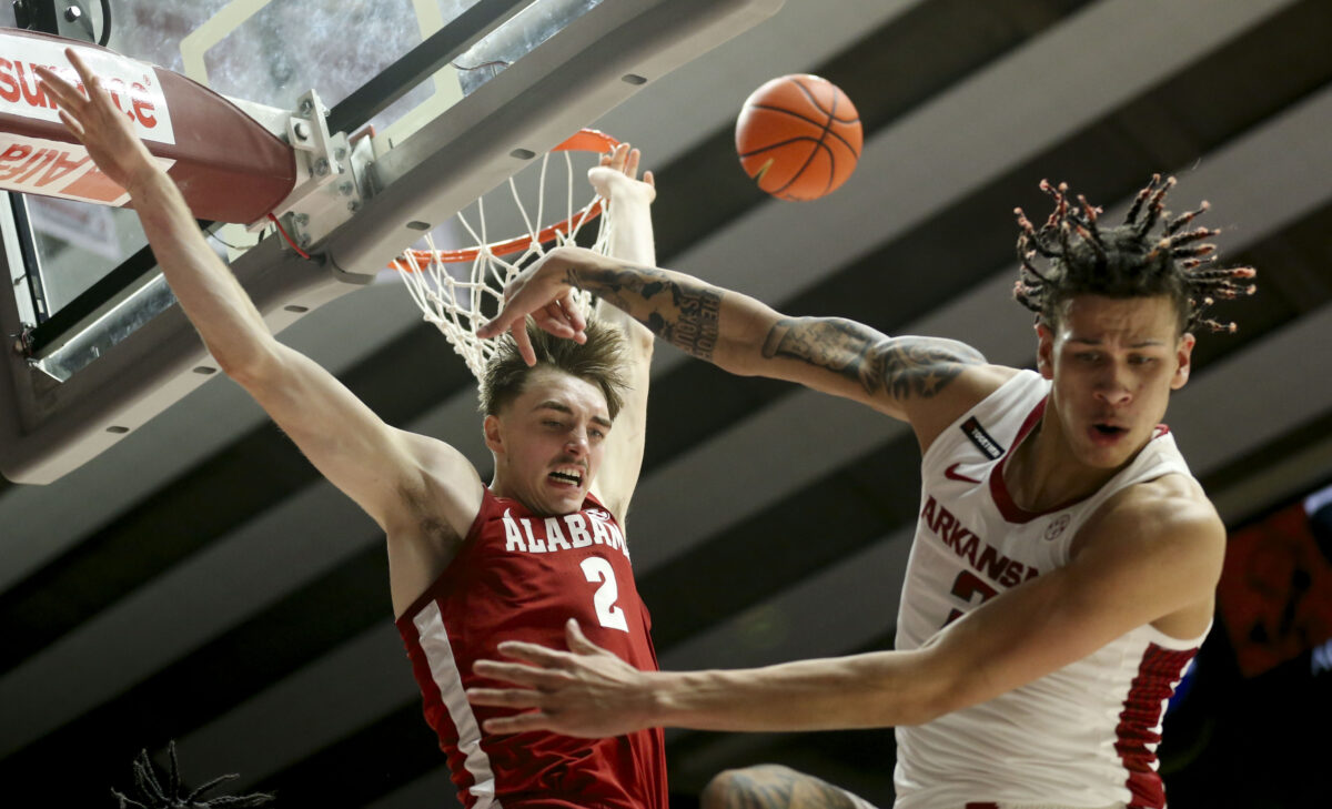 Tide rolled: Arkansas collapses, falls in overtime to Alabama