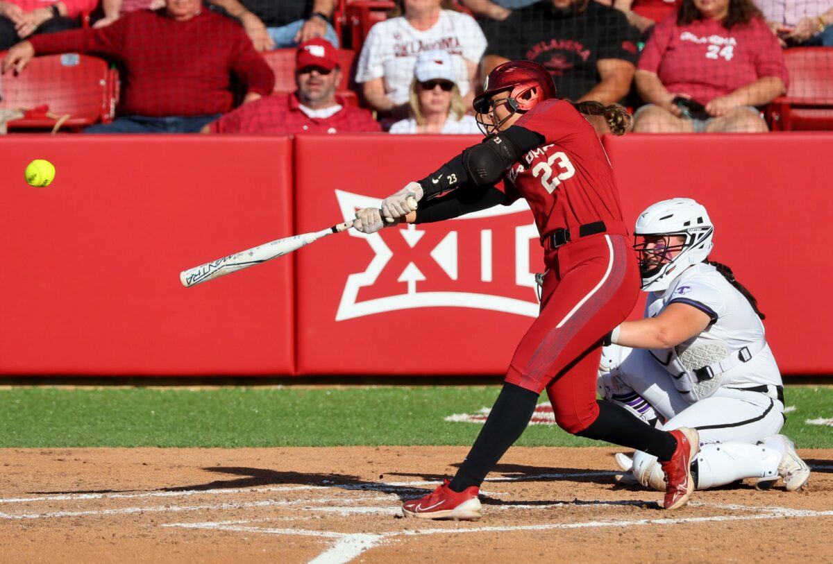 Kelly Maxwell dazzles, Tiare Jennings hits two home runs in Sooners win over Texas Tech