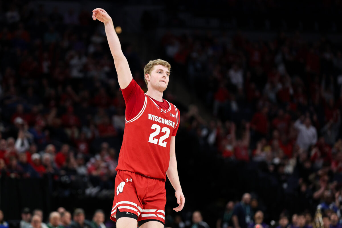 Wisconsin returns to AP Top 25 in final edition ahead of March Madness