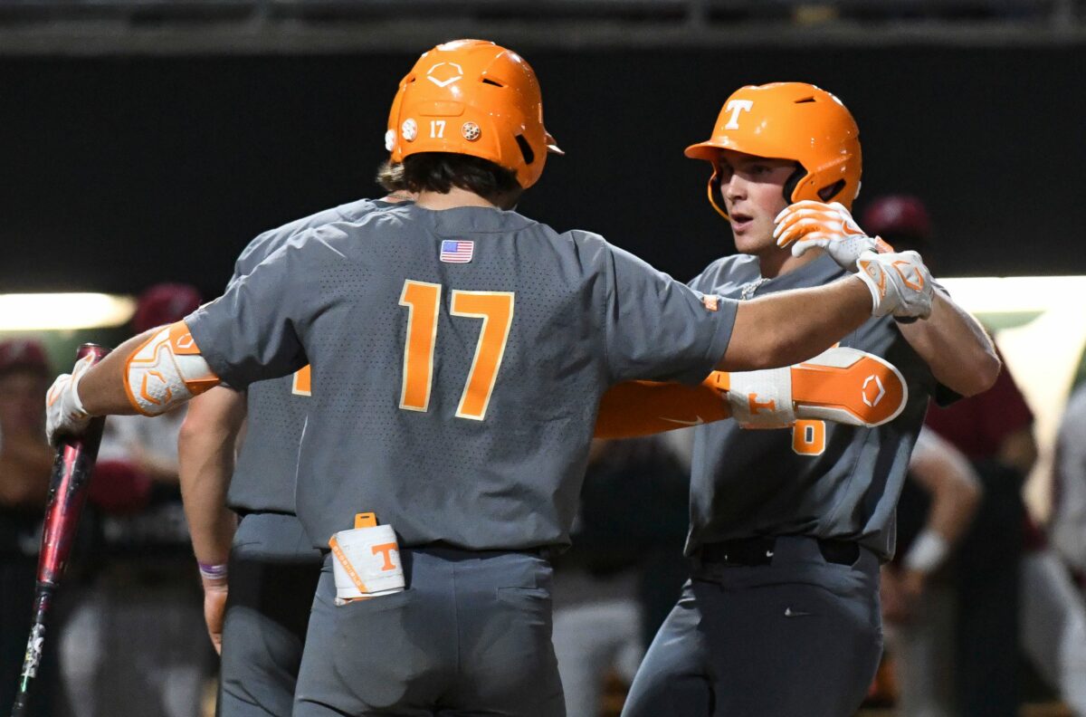 Tennessee wins at Alabama to open SEC play