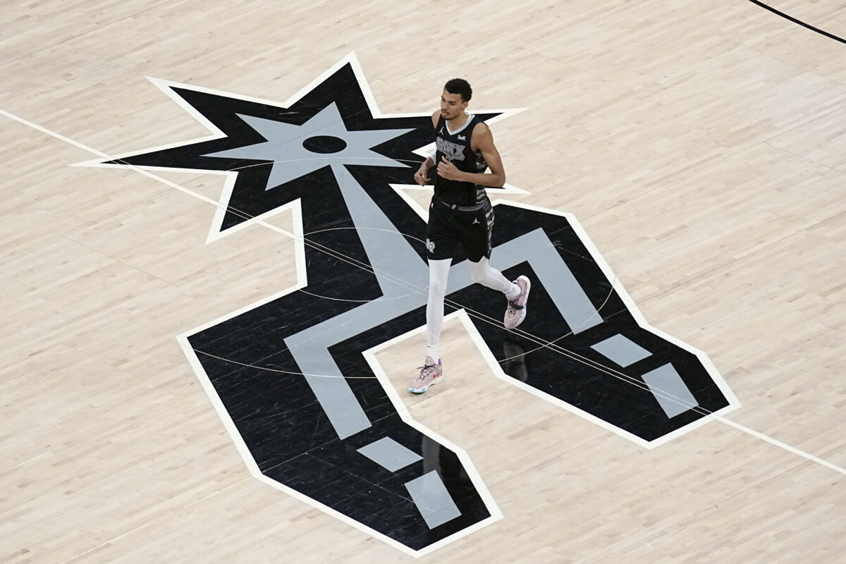 San Antonio Spurs rise a spot in latest Bleacher Report weekly NBA power rankings