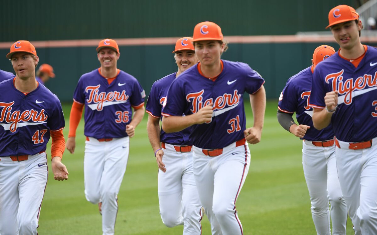 Clemson jumps to No. 3 in new USA TODAY Sports baseball coaches poll