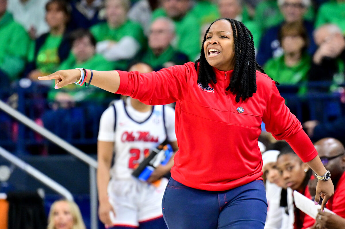 Ole Miss’ Yolett McPhee-McCuin came away from March Madness win with a perfect family photo