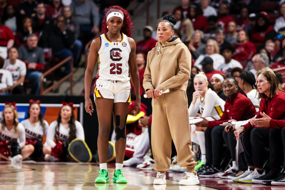 Raven Johnson explained how Dawn Staley keeps South Carolina calm with the smoothest motto