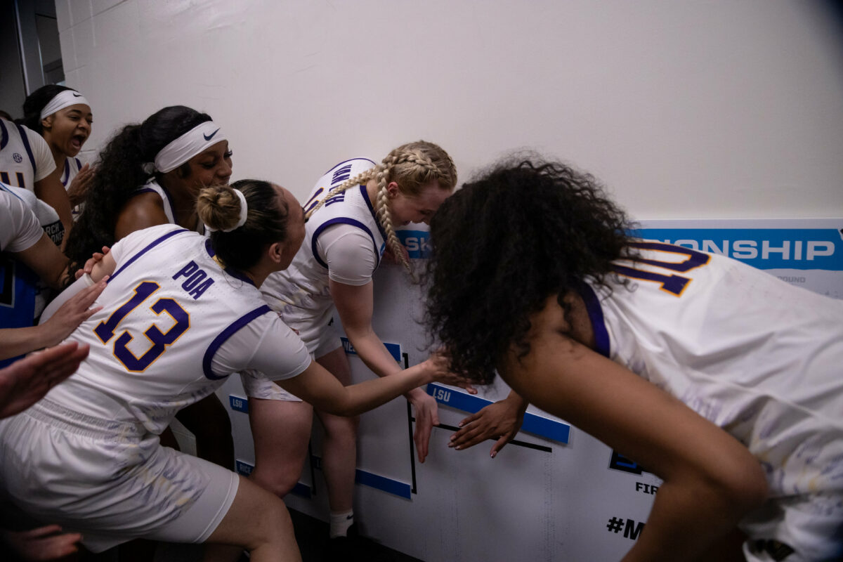 PHOTOS: LSU women’s basketball advances to Sweet 16 with win over Middle Tennessee