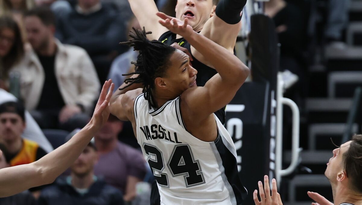 Devin Vassell says he works on crazy three from Spurs win over Jazz