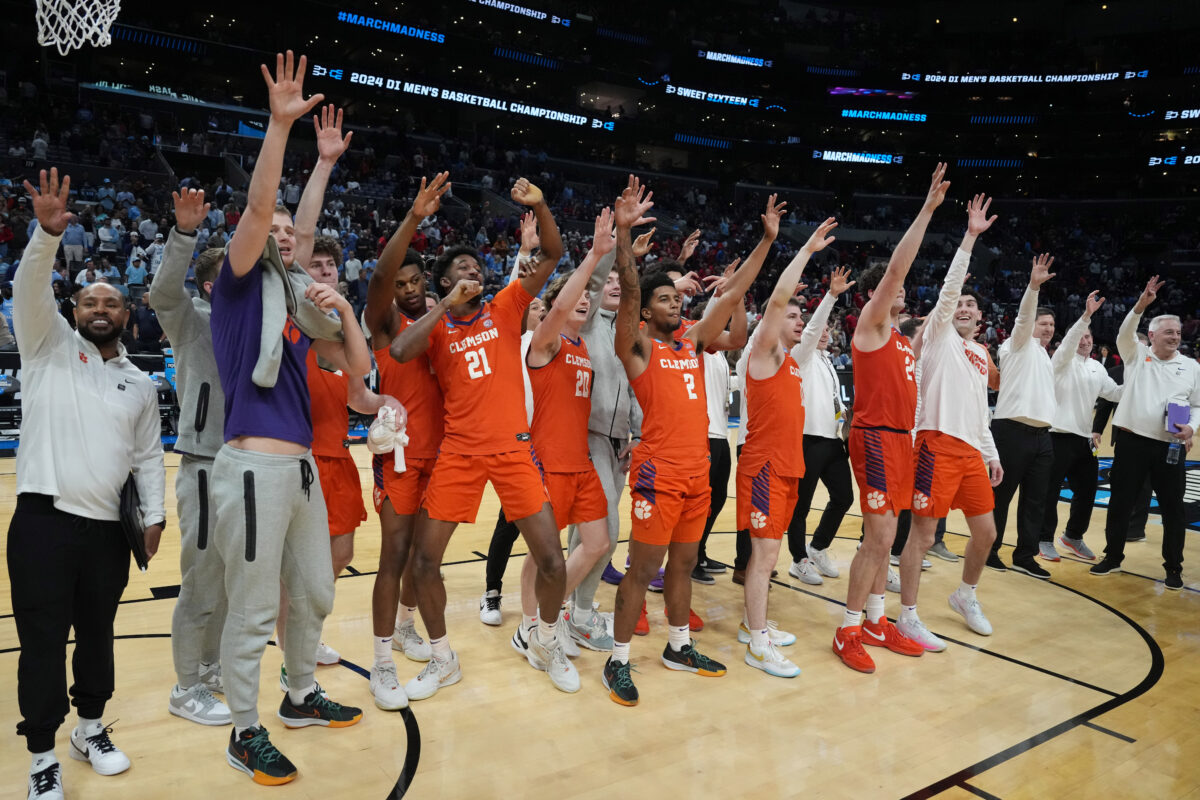 Images from Clemson’s win over Arizona in the Sweet 16