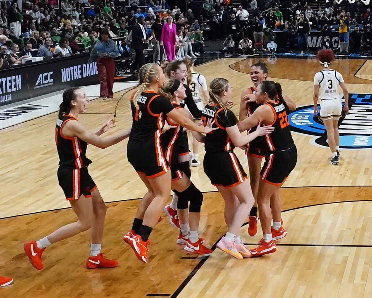 Oregon State advances, Stanford eliminated in Pac-12 women’s March Madness roundup