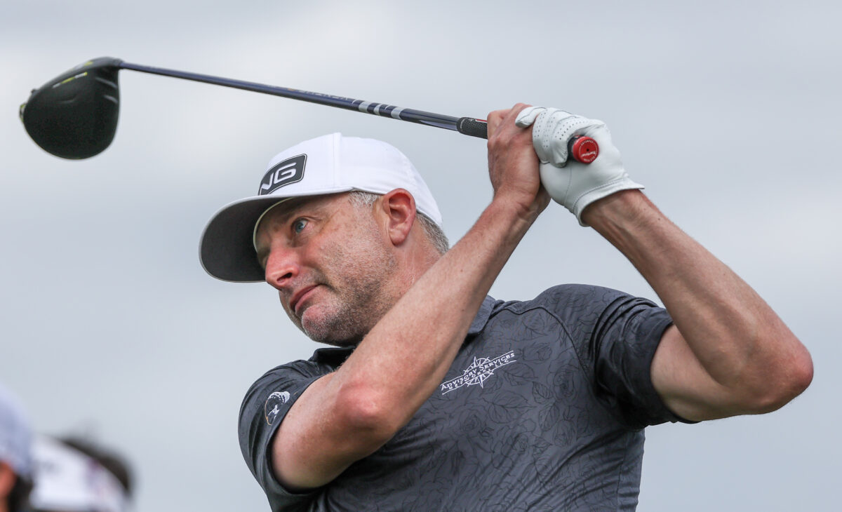 David Skinns tied for first entering final round at Texas Children’s Houston Open