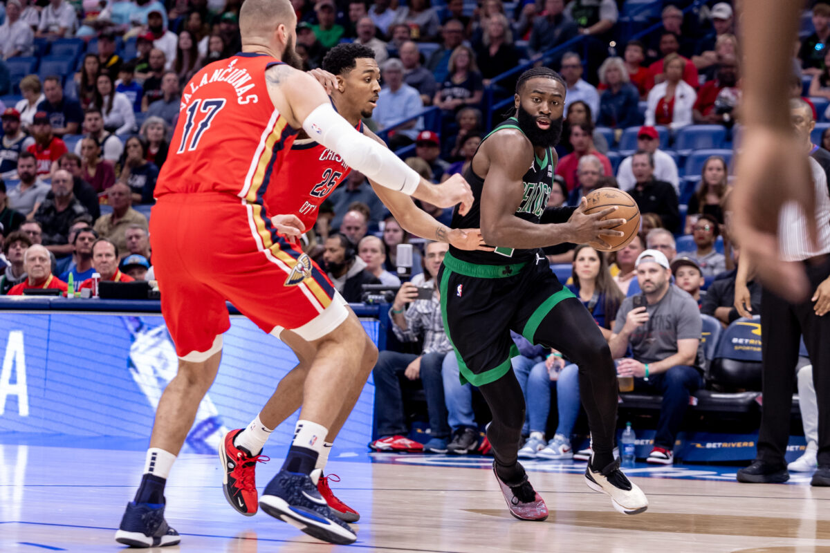 Boston gets back in the win column with a 104-92 win over the Pelicans