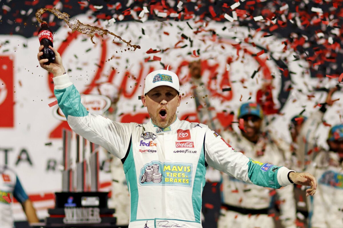 Fans slammed NASCAR for call on Denny Hamlin potentially jumping the final restart