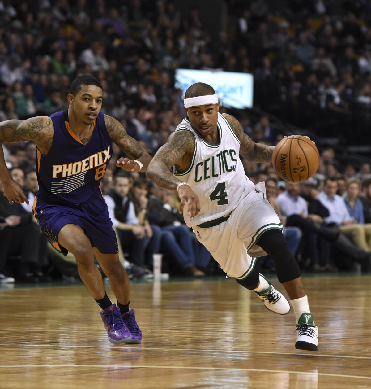 Former Celtics floor general Isaiah Thomas signs a 10-day deal with the Phoenix Suns